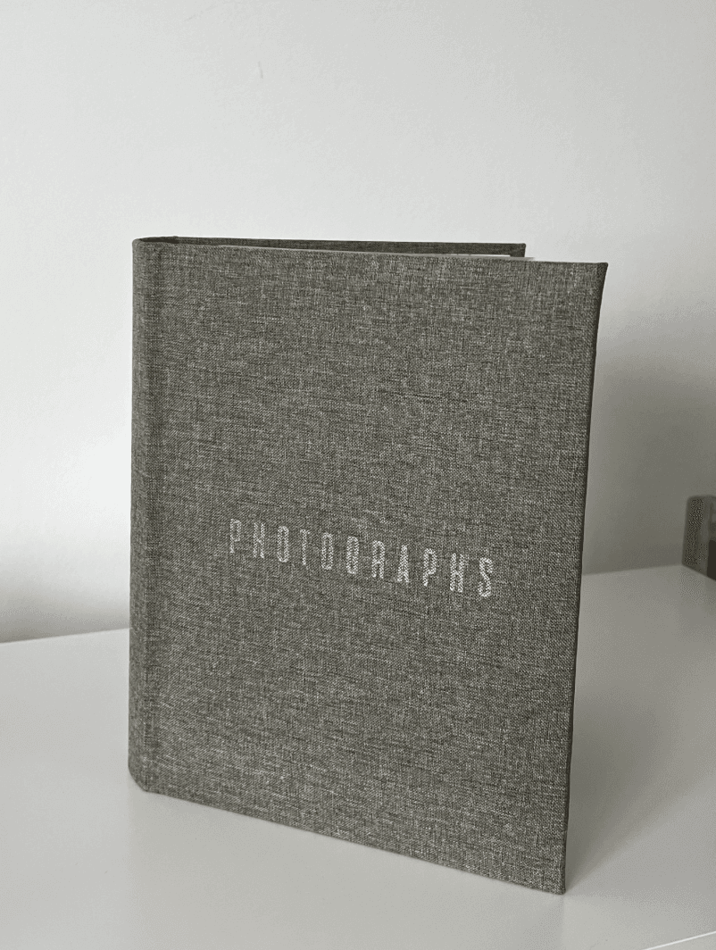 Фотоальбом на 300 фото «Photographs» сірий
